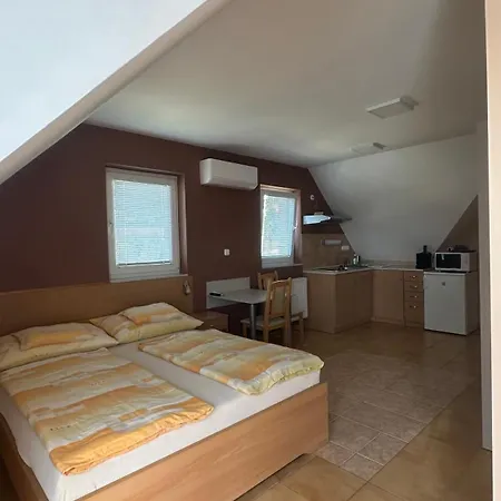 Návay Casa de hóspedes 3*